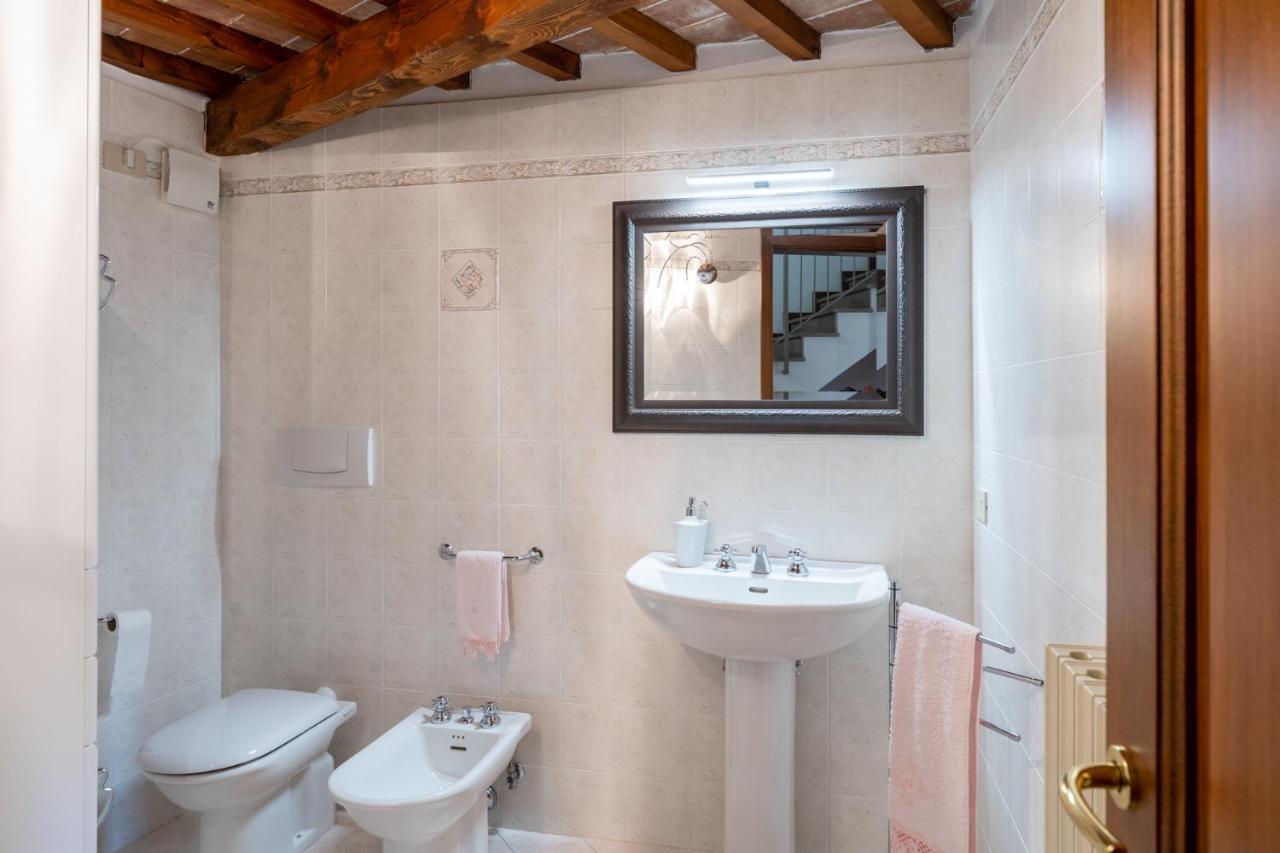 Lajatico Rentals - Casa Di Alice Nel Borgo Екстериор снимка